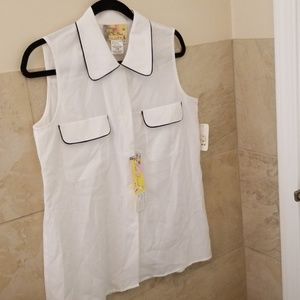 Fred David NWT classis white sleeveless blouse